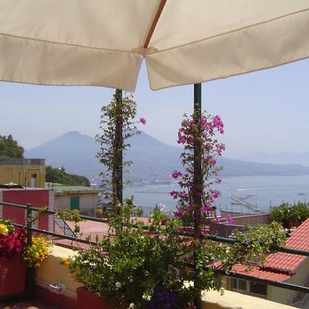 Una Terrazza Sul Golfo Nápoly Kültér fotó