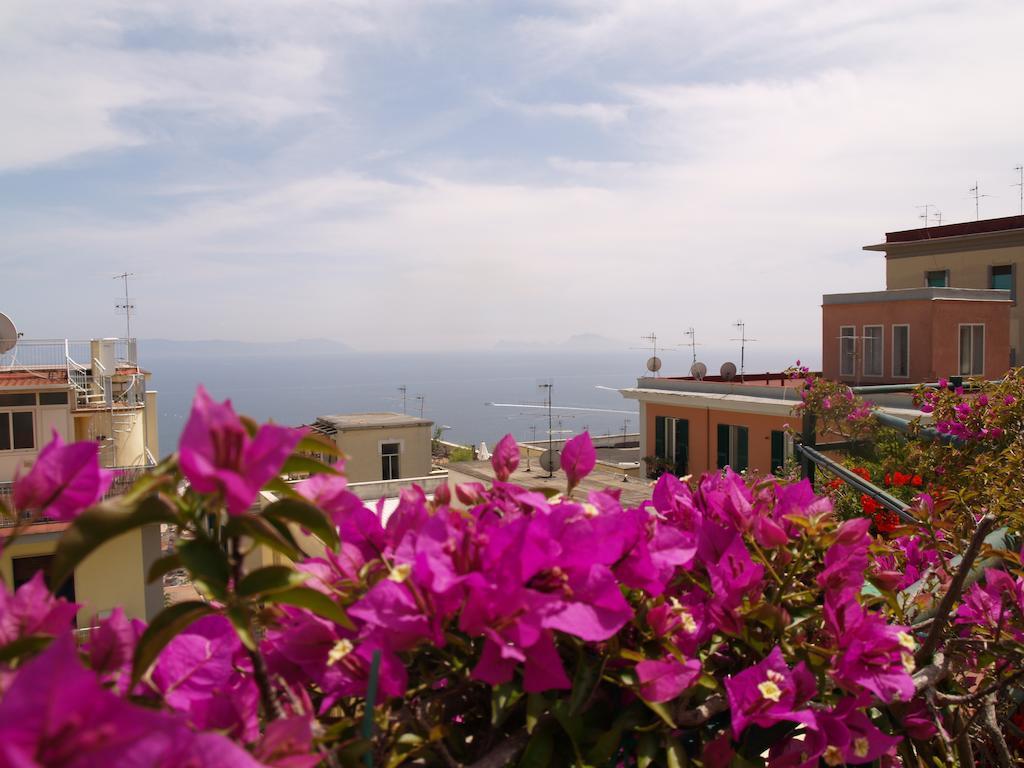 Una Terrazza Sul Golfo Nápoly Szoba fotó