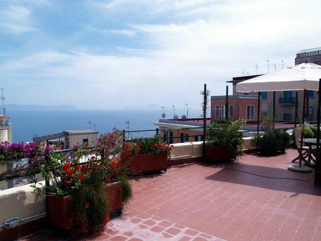 Una Terrazza Sul Golfo Nápoly Szoba fotó