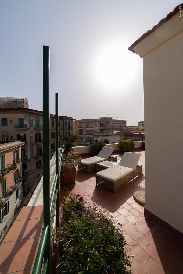 Una Terrazza Sul Golfo Nápoly Kültér fotó